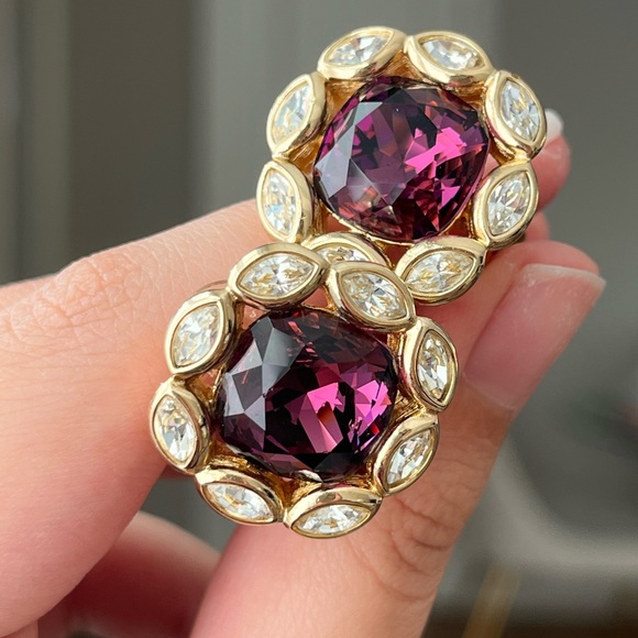 Vintage Christian Dior Flower Botanic Purple Rhinestone Gold Clip-On Earrings - Picture 1 of 16
